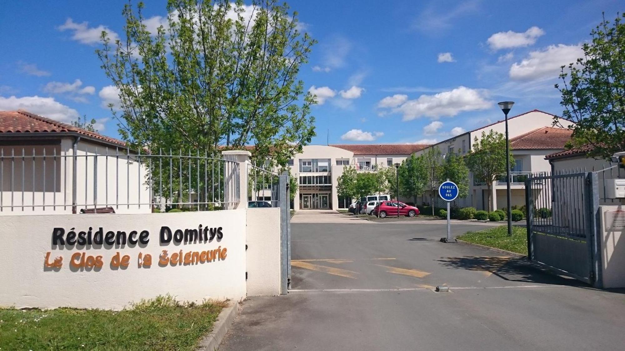 Aparthotel Domitys La Seigneurie à Les Gonds Chambre photo